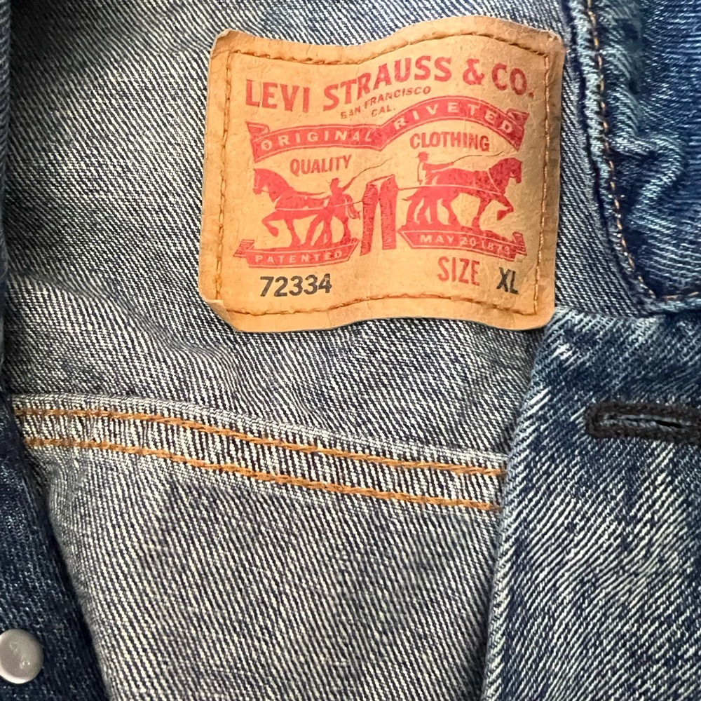Levi’s jacket - Picture 3 of 14